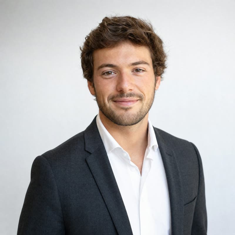 Portrait de Thomas, chargé de mise en location